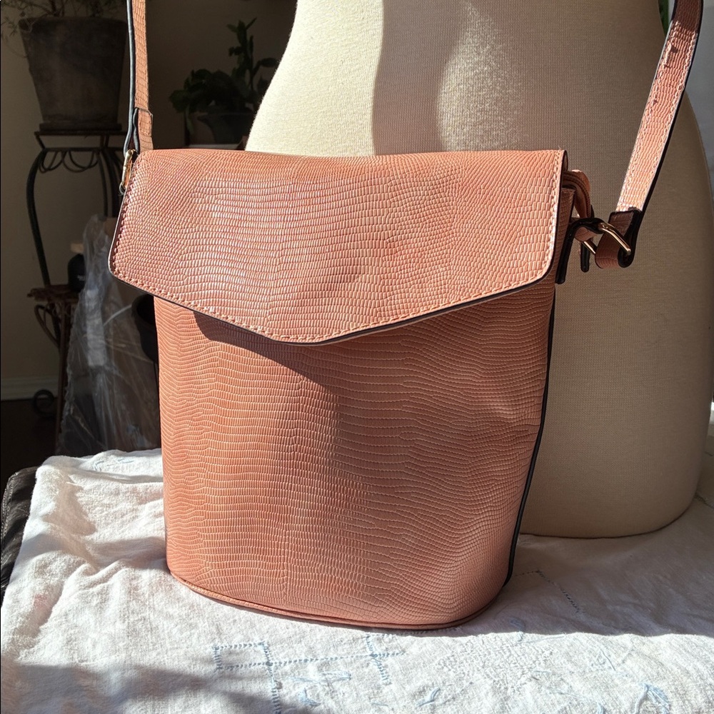 Chic Blush Crossbody Bag